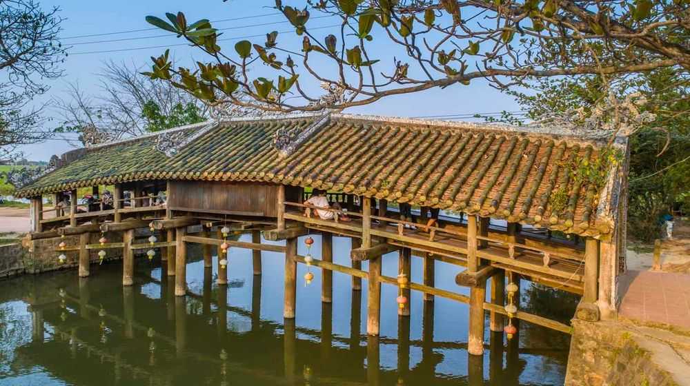 Thanh Toan Bridge