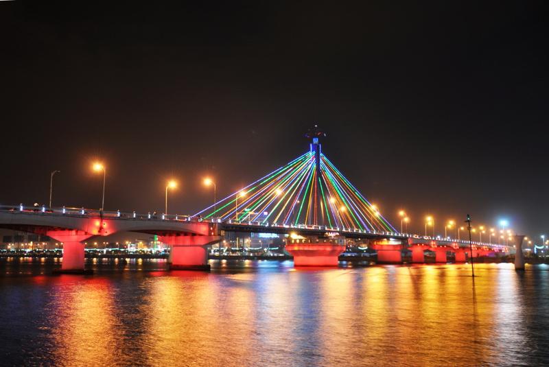 Han River Bridge, Da Nang, Vietnam