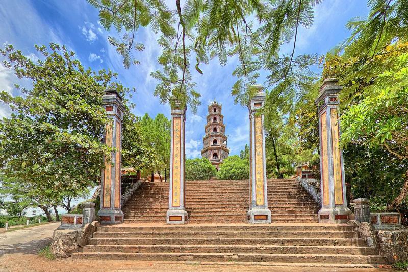 Thien Mu pagoda, Hue, Vietnam