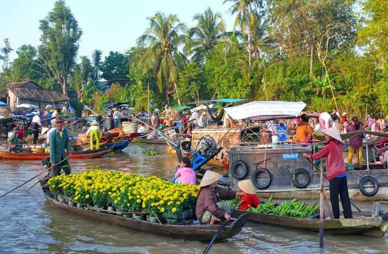 Nga Nam Floating Market (Soc Trang)
