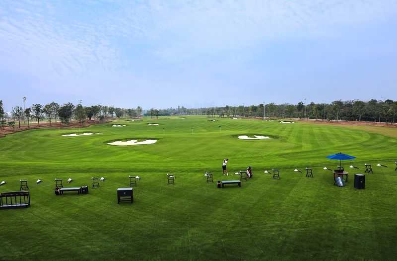 Els Performance Golf Academy (Vietnam golf courses)