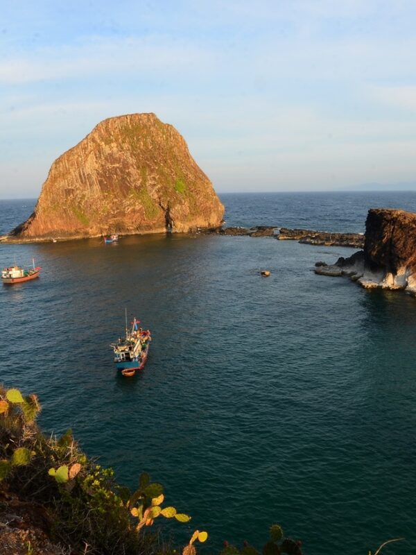 Hon Yen island (Phu Yen, Vietnam)