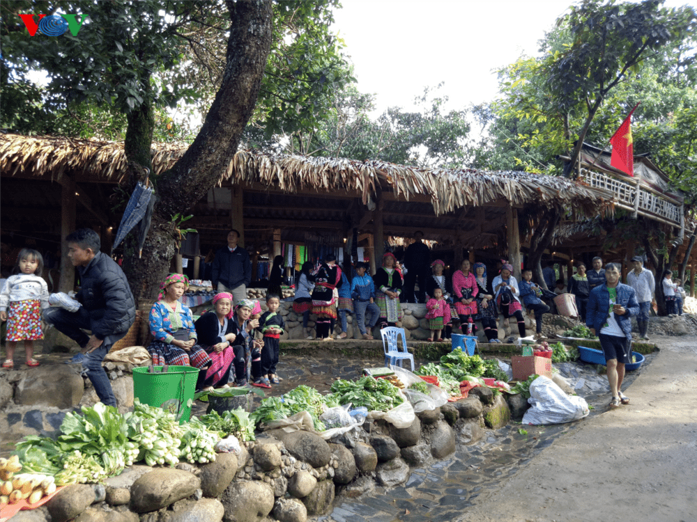 Sin Suoi Ho fair market (Lai Chau, Vietnam)