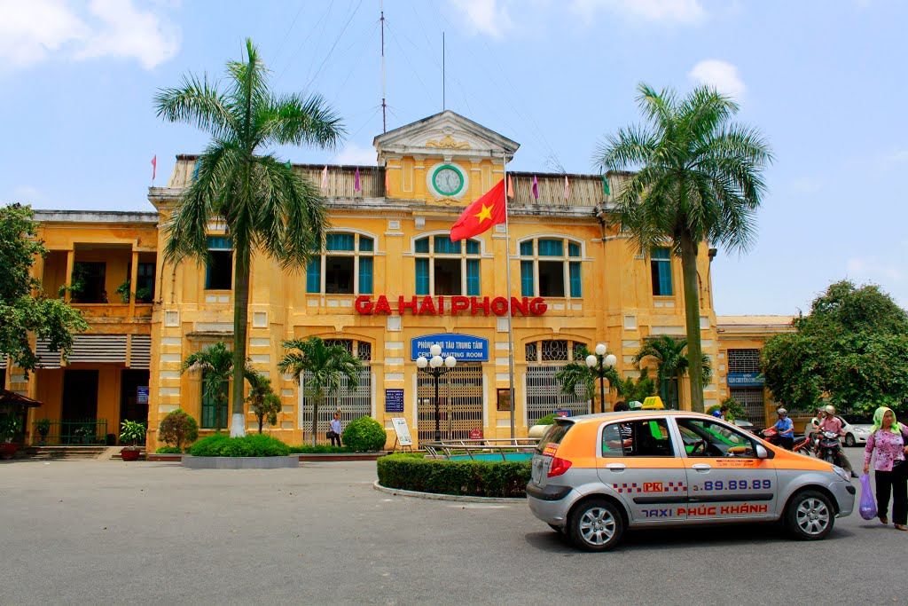 Hai Phong railway station (Travel Vietnam by Train)