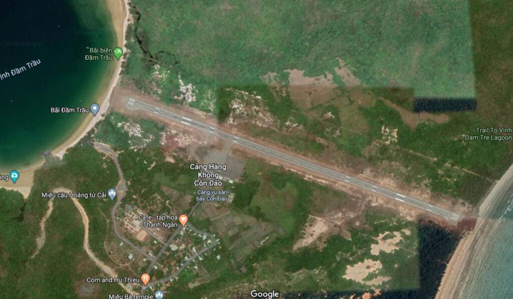 Con Dao Airport - The view from above