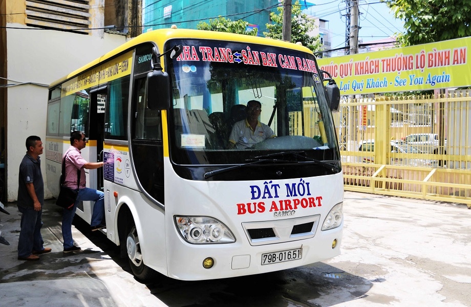 Dat Moi bus route from Cam Ranh Airport to Nha Trang city.
