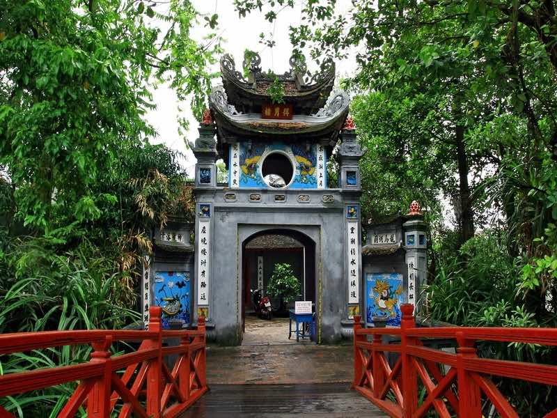 Ngoc Son Temple