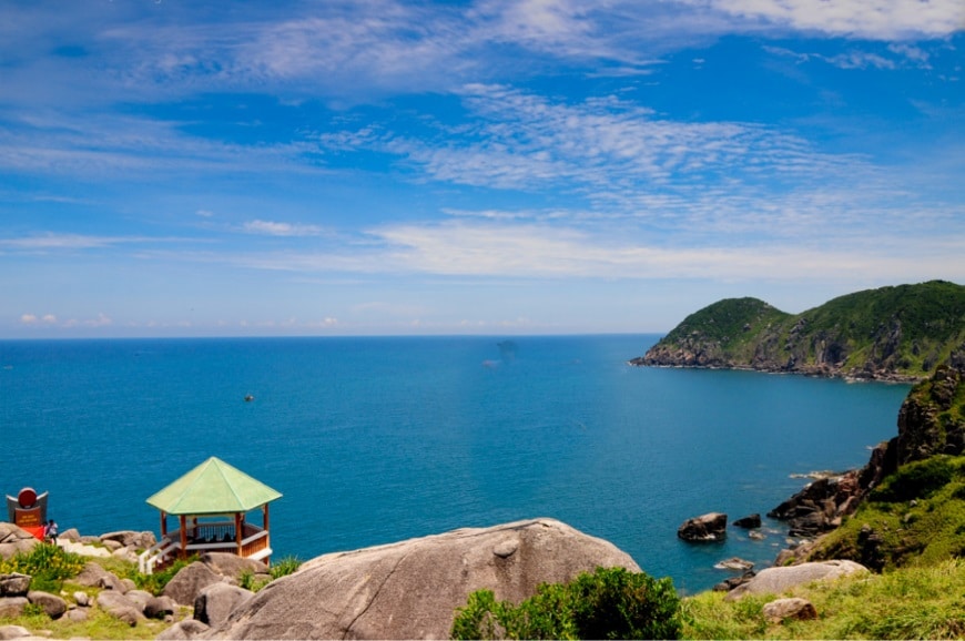 Vung Ro Bay, Phu Yen Province. (Top 10 most beautiful bays in Vietnam)