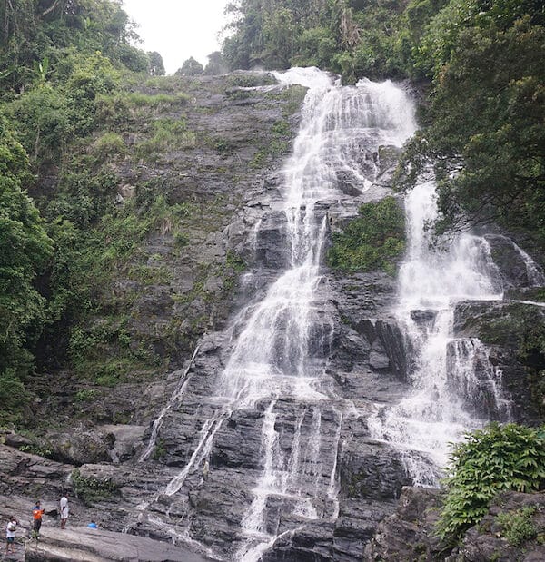 The best view of the 9-story waterfall in Quang Binh