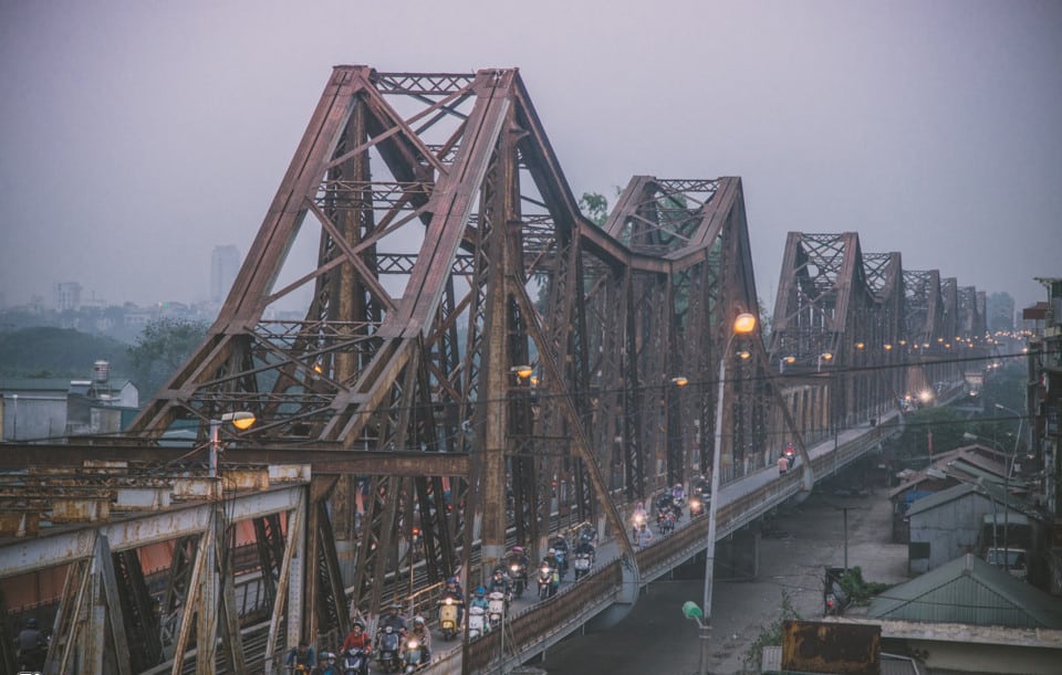 Long Bien Bridge