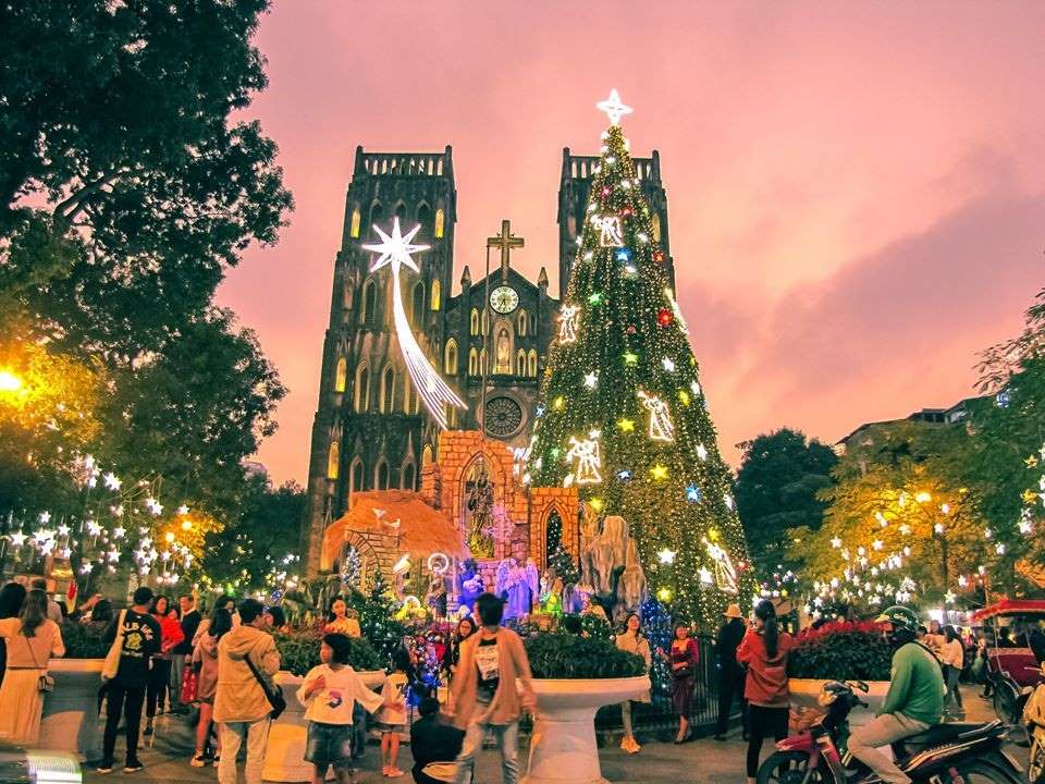 St Joseph’s Cathedral, Hanoi on Chrismast day