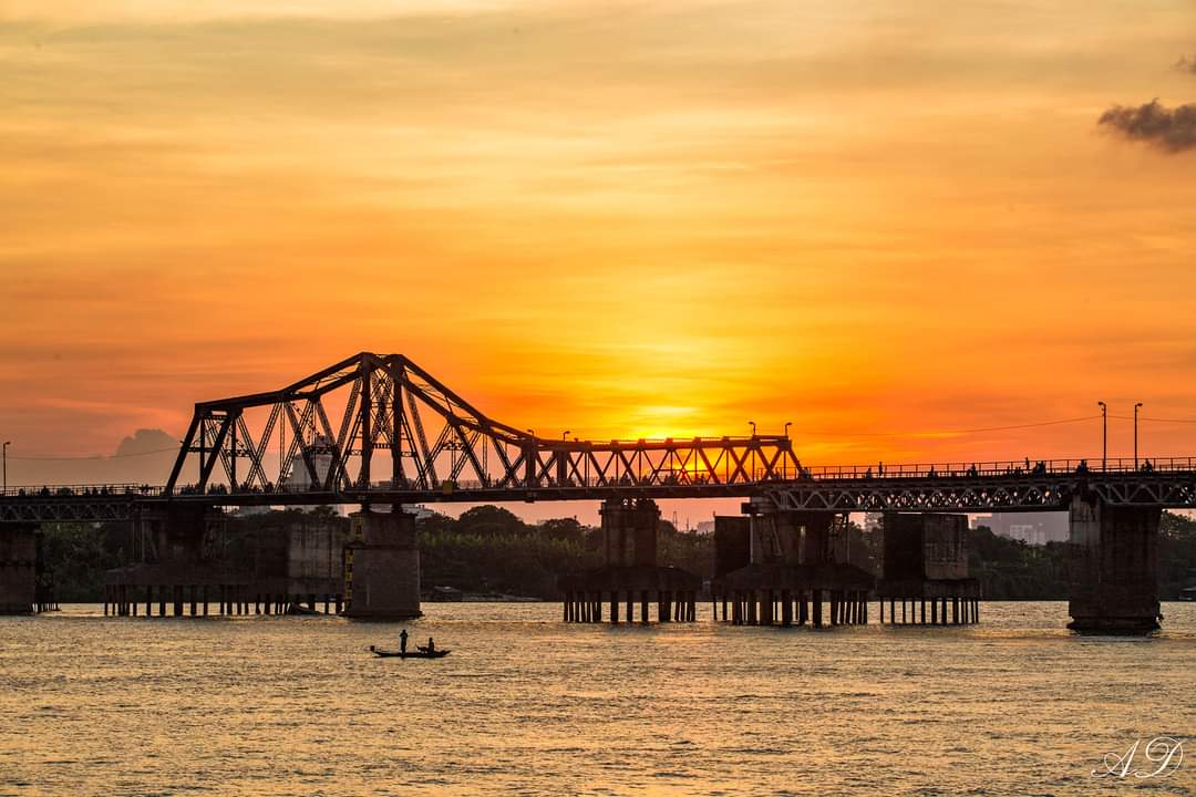 Sunset at Long Bien Bridge