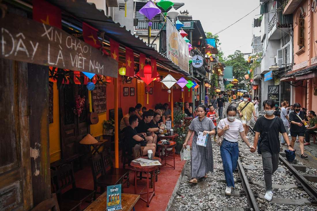 Hanoi train street