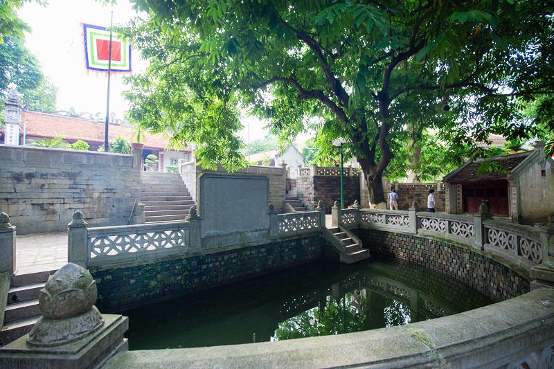 Voi Phuc Temple