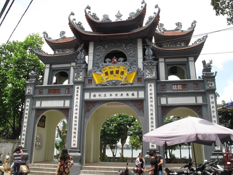 Phu Tay Ho (Tay Ho Temple)